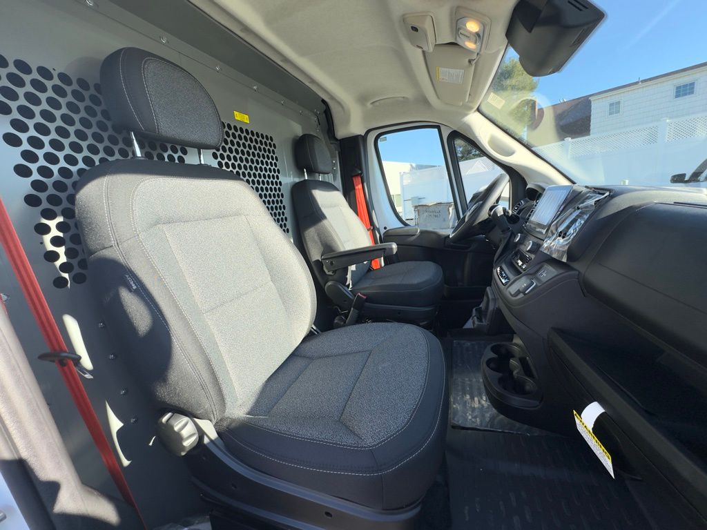 Used 2025 Ram ProMaster 3500 - photo 22