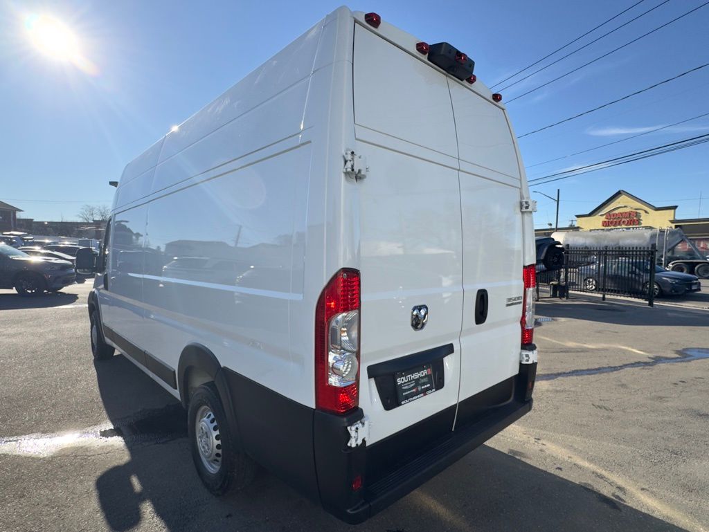 Used 2025 Ram ProMaster 3500 - photo 9