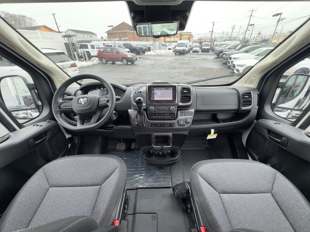 Used 2025 Ram ProMaster 3500 - photo 14