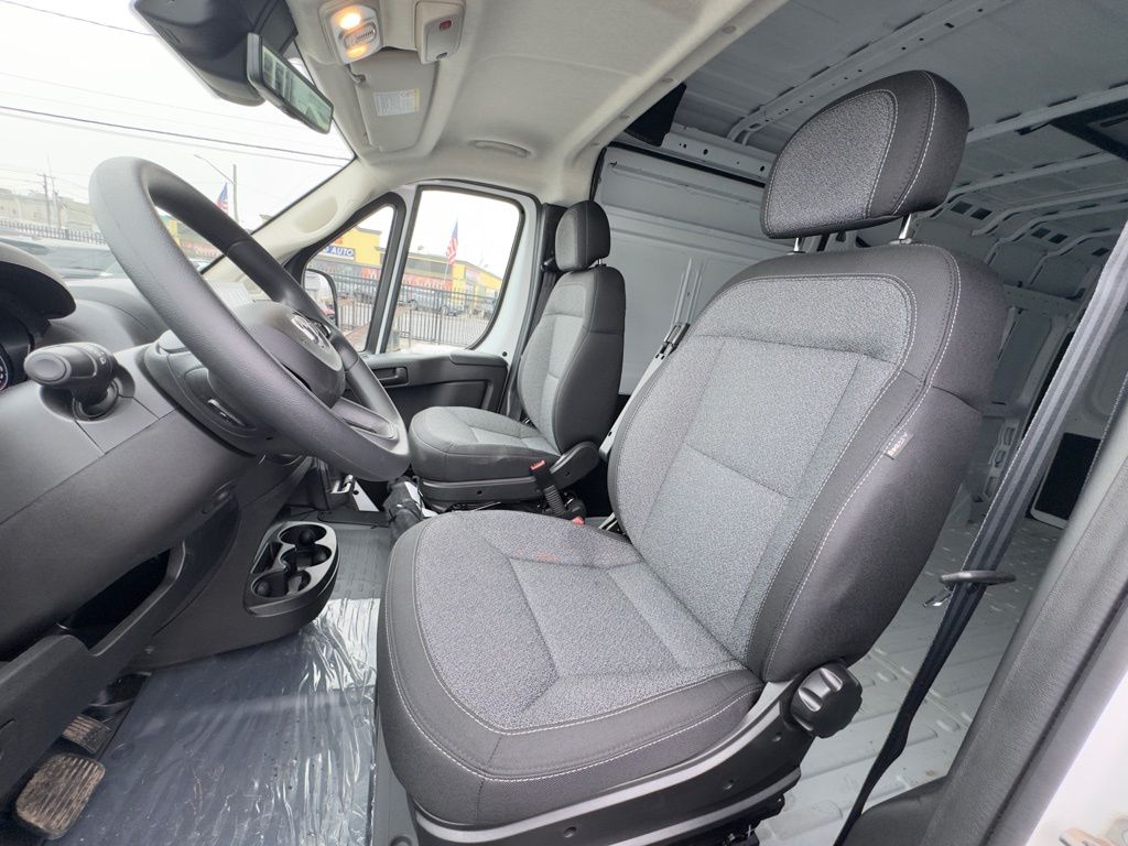 Used 2025 Ram ProMaster 3500 - photo 17