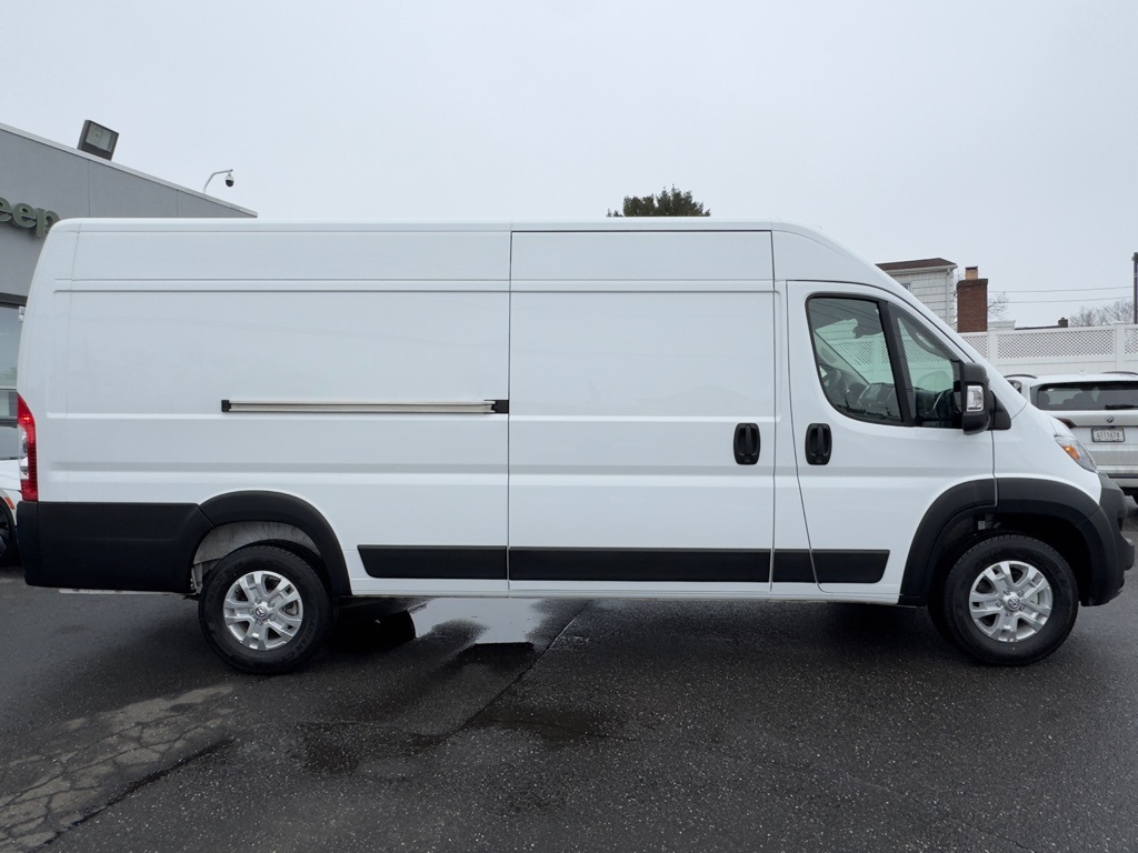 Used 2025 Ram ProMaster 3500 - photo 11