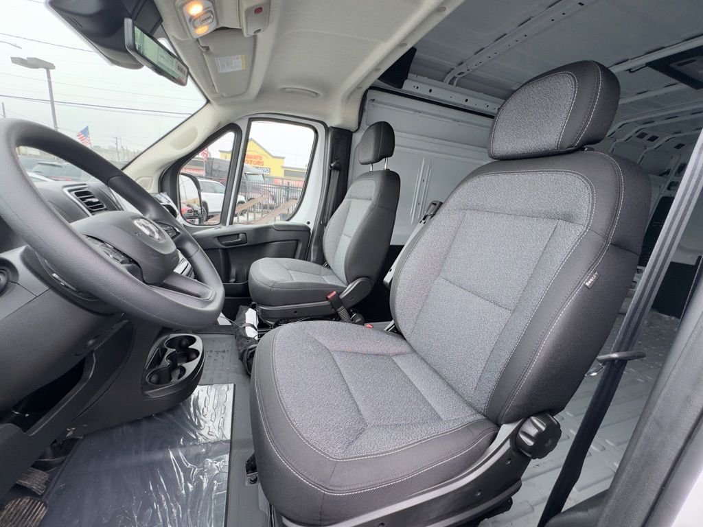 Used 2025 Ram ProMaster 3500 - photo 16