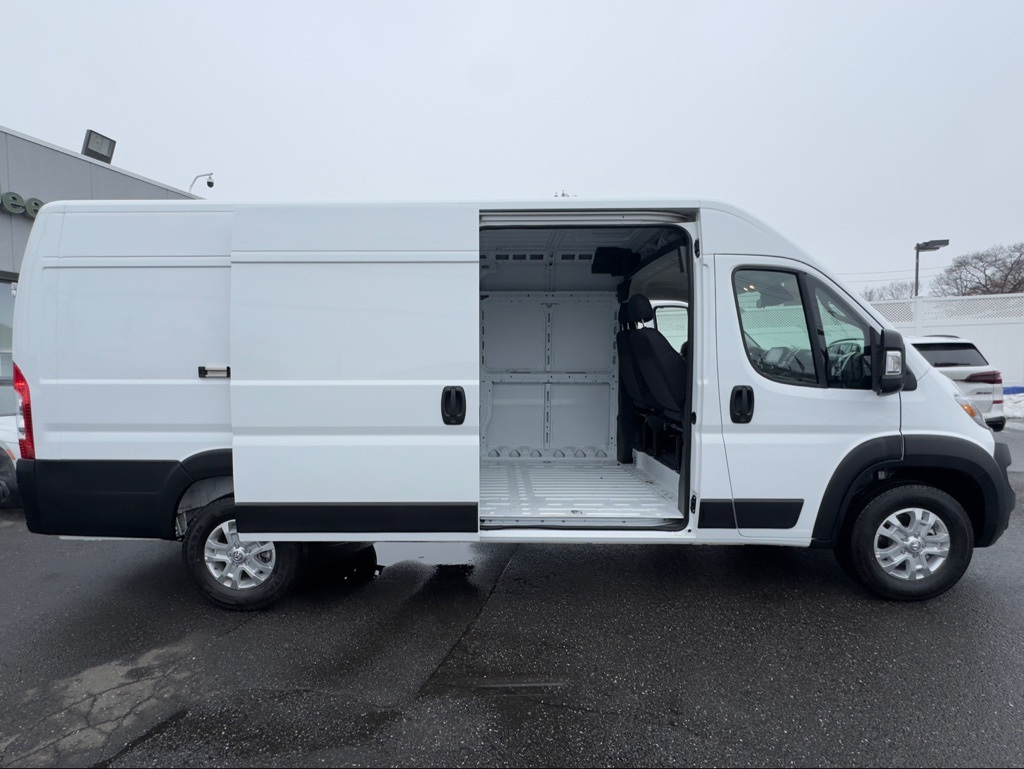 Used 2025 Ram ProMaster 3500 - photo 12