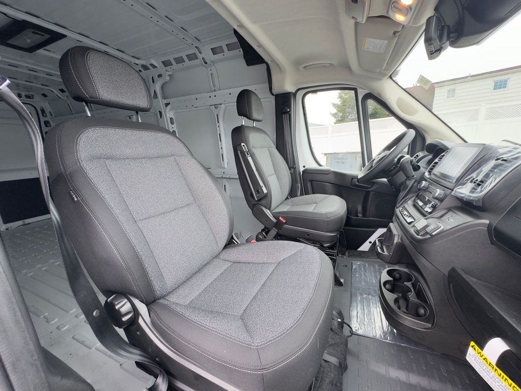 Used 2025 Ram ProMaster 3500 - photo 19