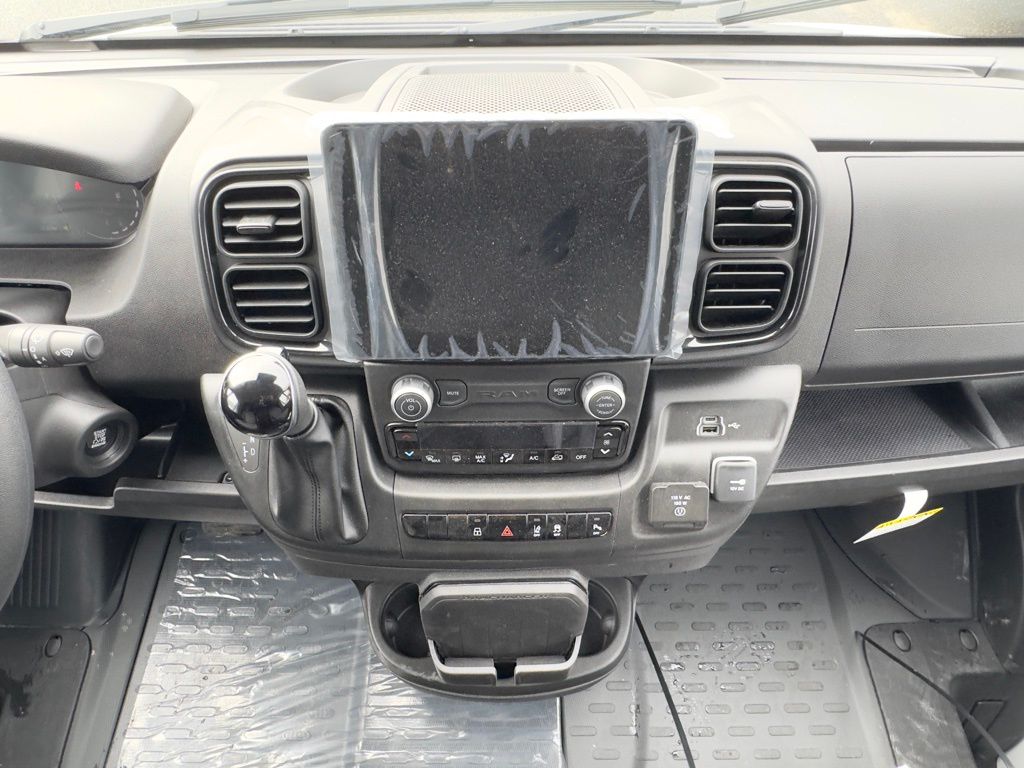 Used 2025 Ram ProMaster 2500 - photo 17