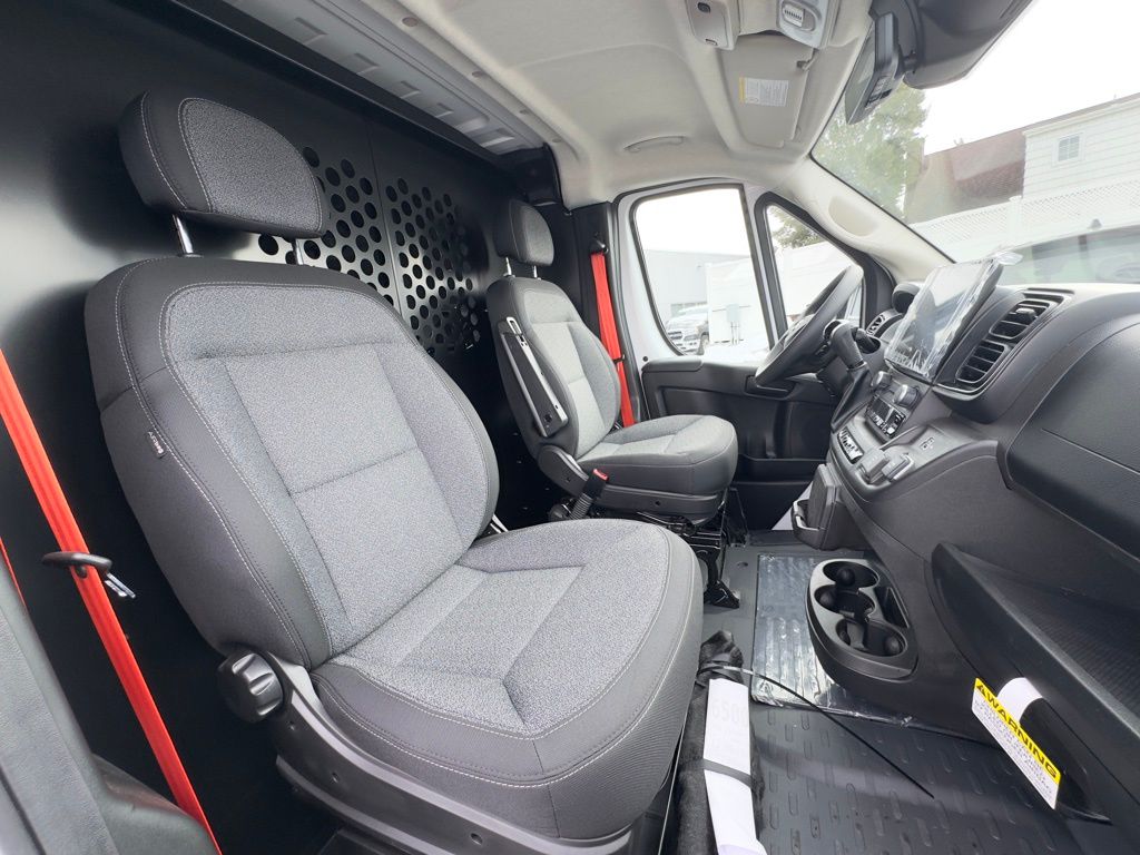 Used 2025 Ram ProMaster 2500 - photo 22