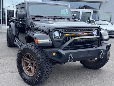 Used 2022 Jeep Gladiator - photo 1