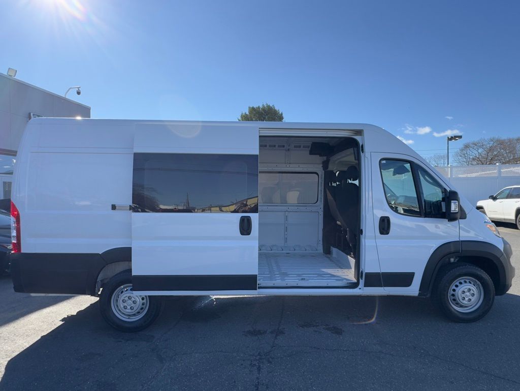 Used 2025 Ram ProMaster 3500 - photo 12