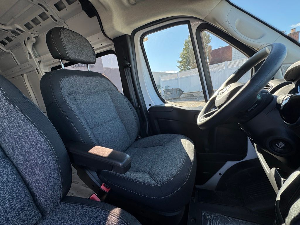 Used 2025 Ram ProMaster 3500 - photo 23
