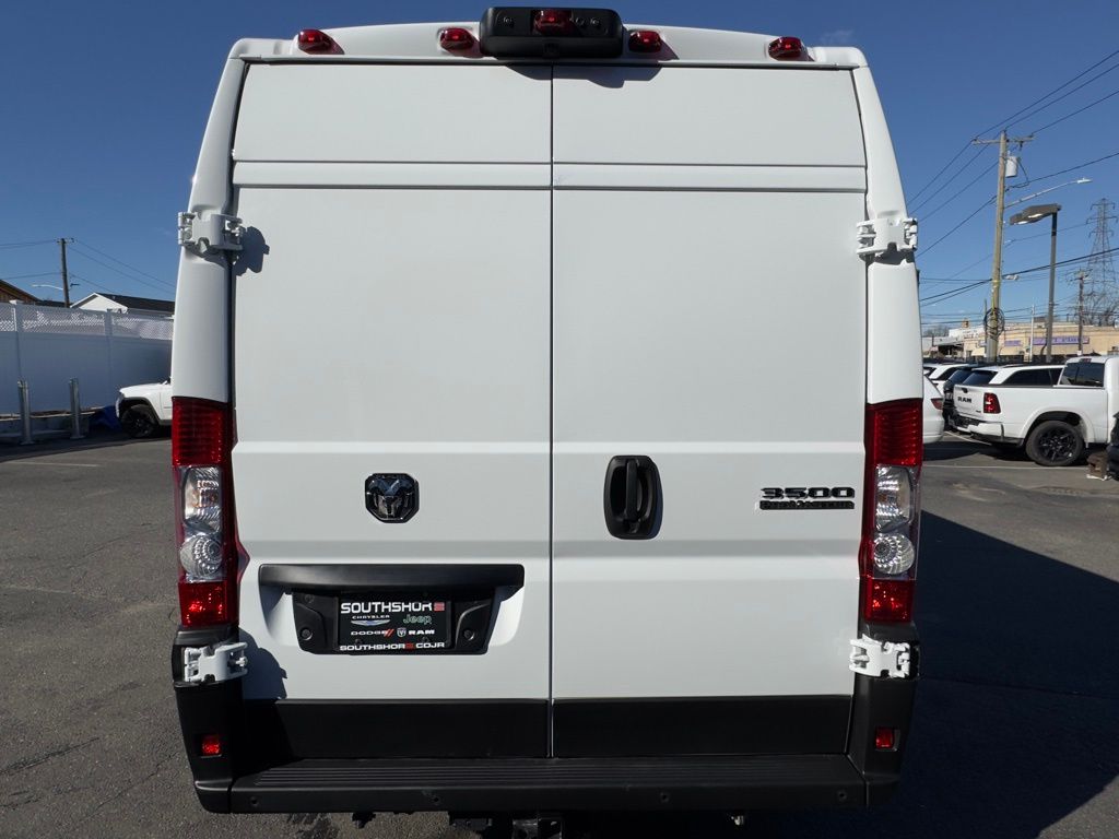 Used 2025 Ram ProMaster 3500 - photo 8