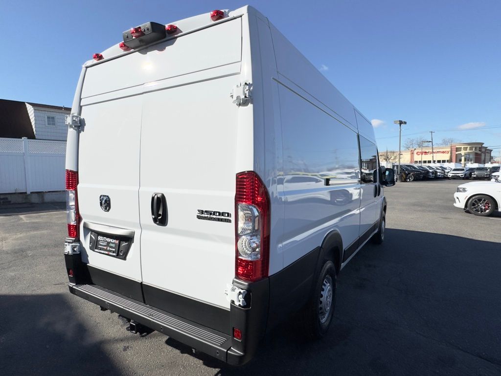 Used 2025 Ram ProMaster 3500 - photo 10