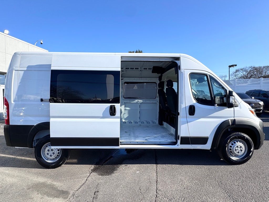 Used 2025 Ram ProMaster 2500 - photo 13