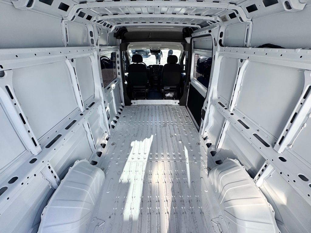 Used 2025 Ram ProMaster 2500 - photo 10