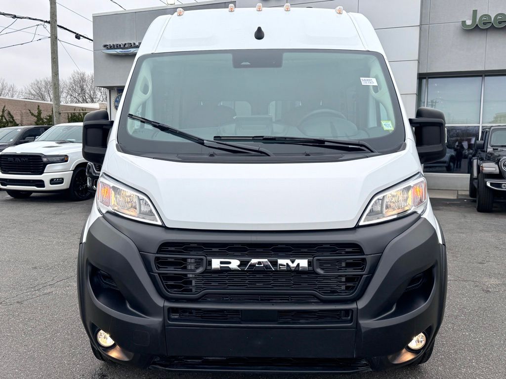 Used 2025 Ram ProMaster 2500 - photo 5