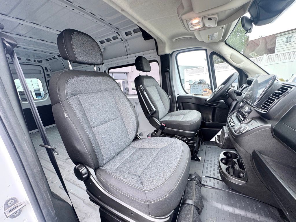 Used 2025 Ram ProMaster 2500 - photo 22