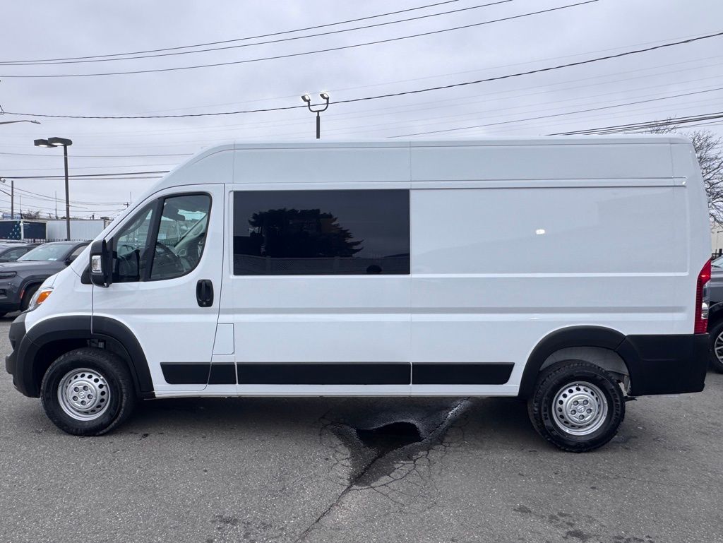 Used 2025 Ram ProMaster 2500 - photo 7