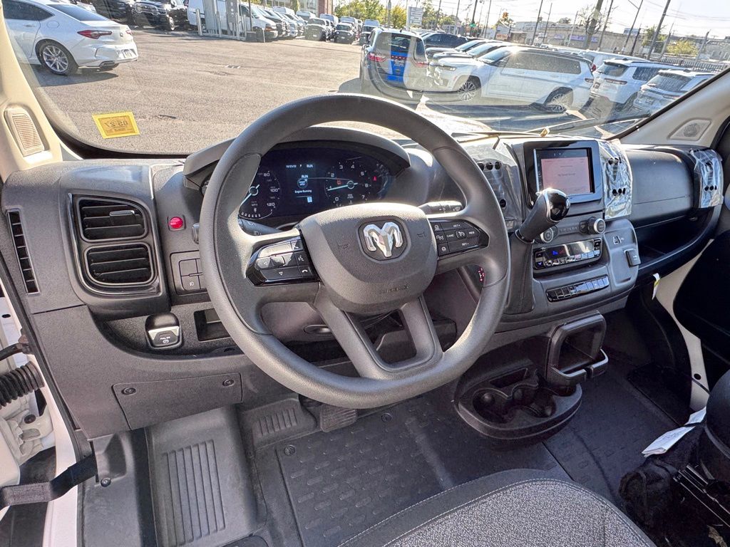 Used 2025 Ram ProMaster 2500 - photo 18