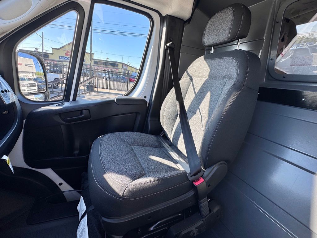 Used 2025 Ram ProMaster 2500 - photo 20