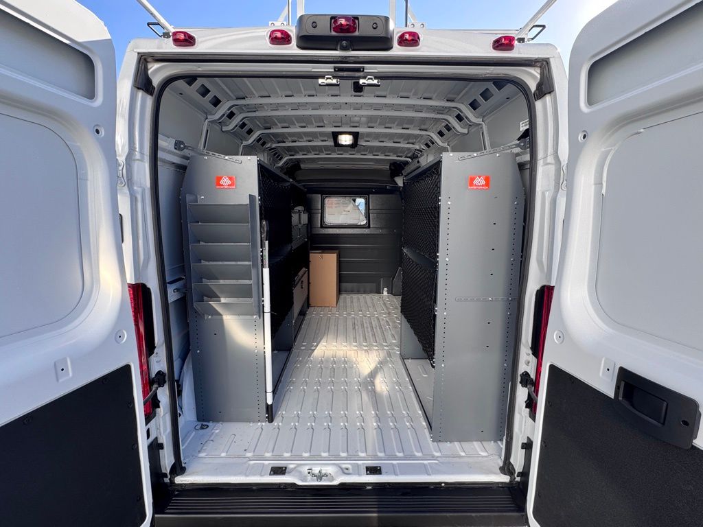 Used 2025 Ram ProMaster 2500 - photo 9