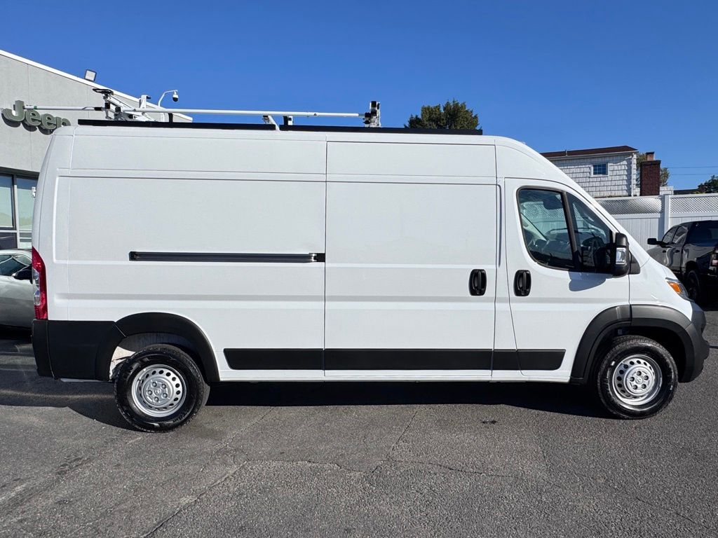Used 2025 Ram ProMaster 2500 - photo 11
