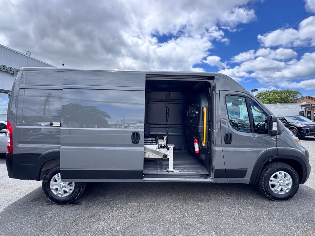 Used 2025 Ram ProMaster 2500 - photo 13