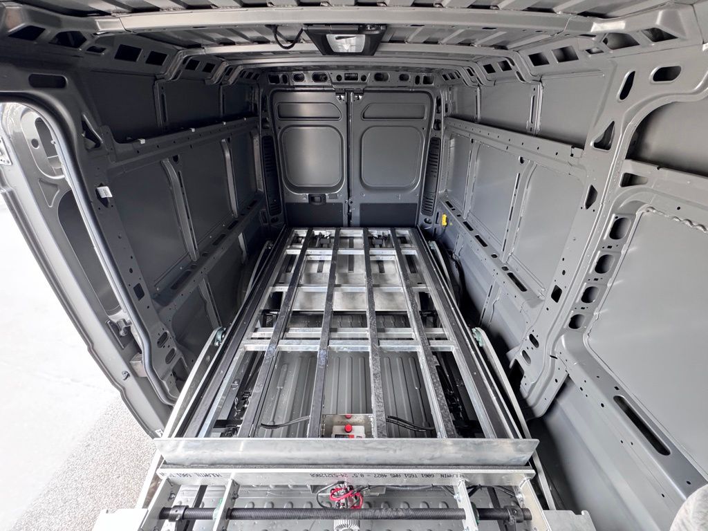 Used 2025 Ram ProMaster 2500 - photo 14