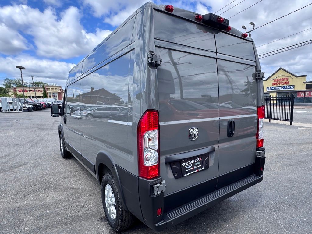 Used 2025 Ram ProMaster 2500 - photo 7