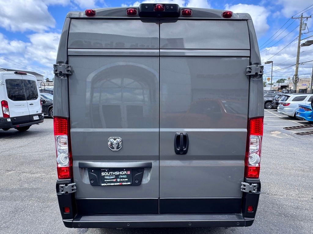 Used 2025 Ram ProMaster 2500 - photo 8