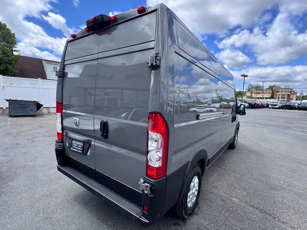Used 2025 Ram ProMaster 2500 - photo 11