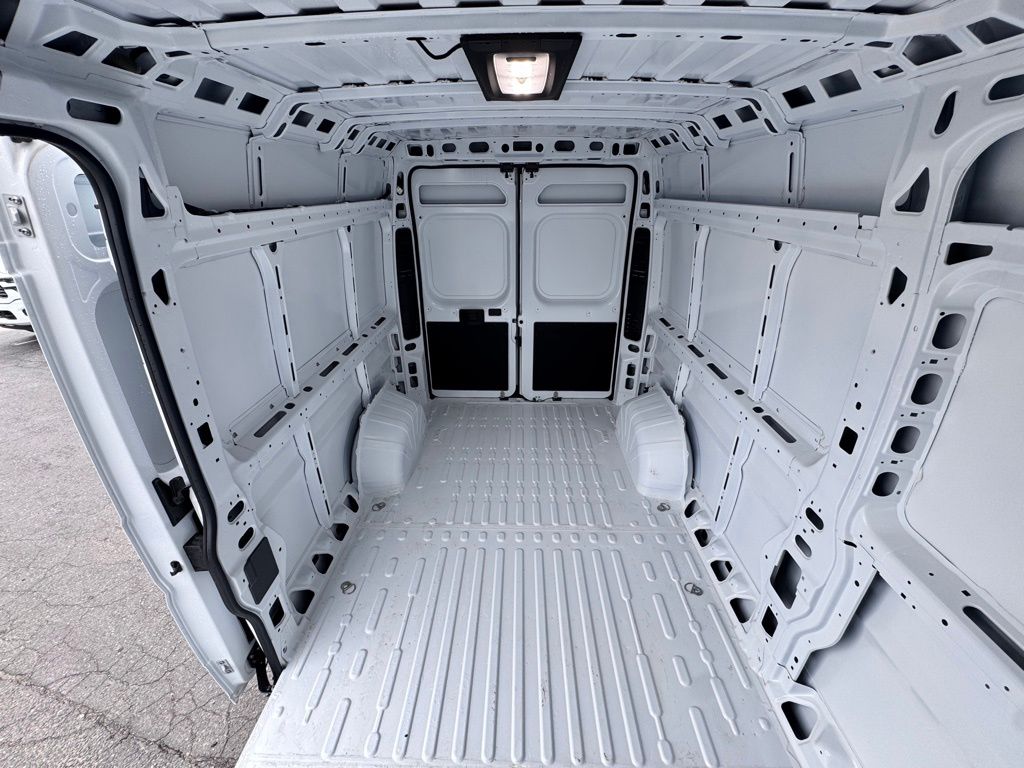 Used 2025 Ram ProMaster 3500 - photo 13