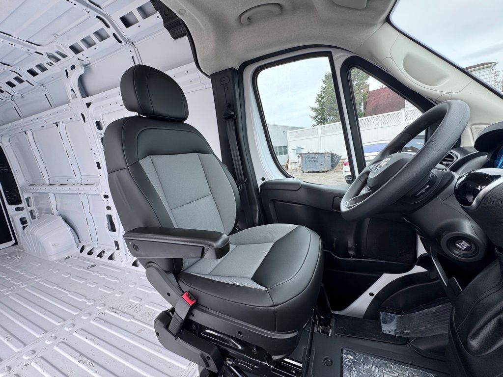 Used 2025 Ram ProMaster 3500 - photo 23