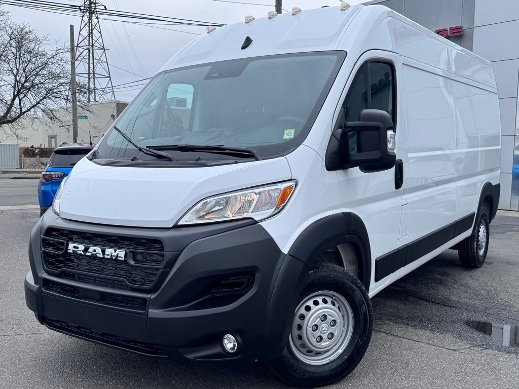 Used 2025 Ram ProMaster 3500 - photo 5