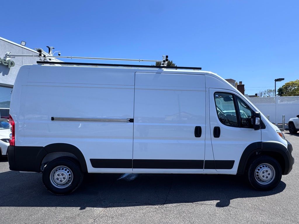 Used 2025 Ram ProMaster 3500 - photo 11