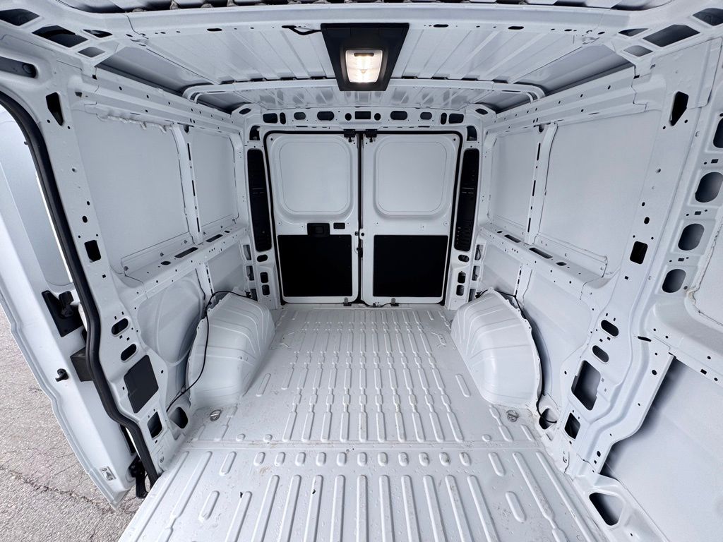Used 2025 Ram ProMaster 2500 - photo 13