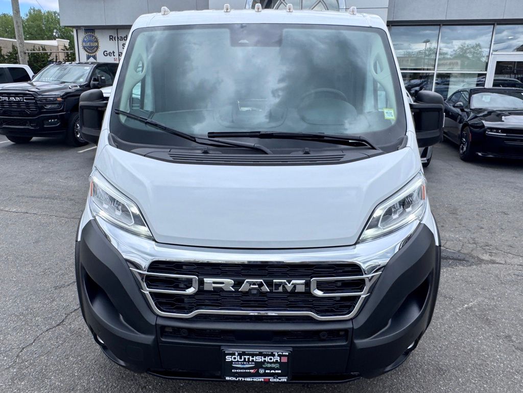 Used 2025 Ram ProMaster 2500 - photo 2
