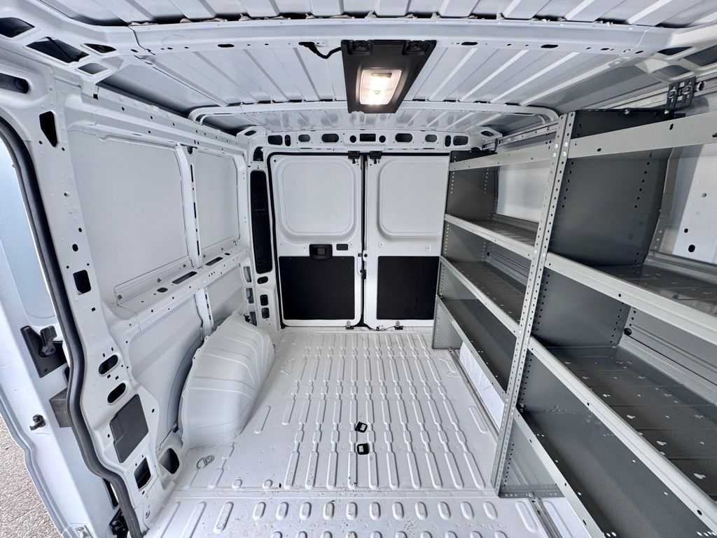 Used 2025 Ram ProMaster 2500 - photo 13