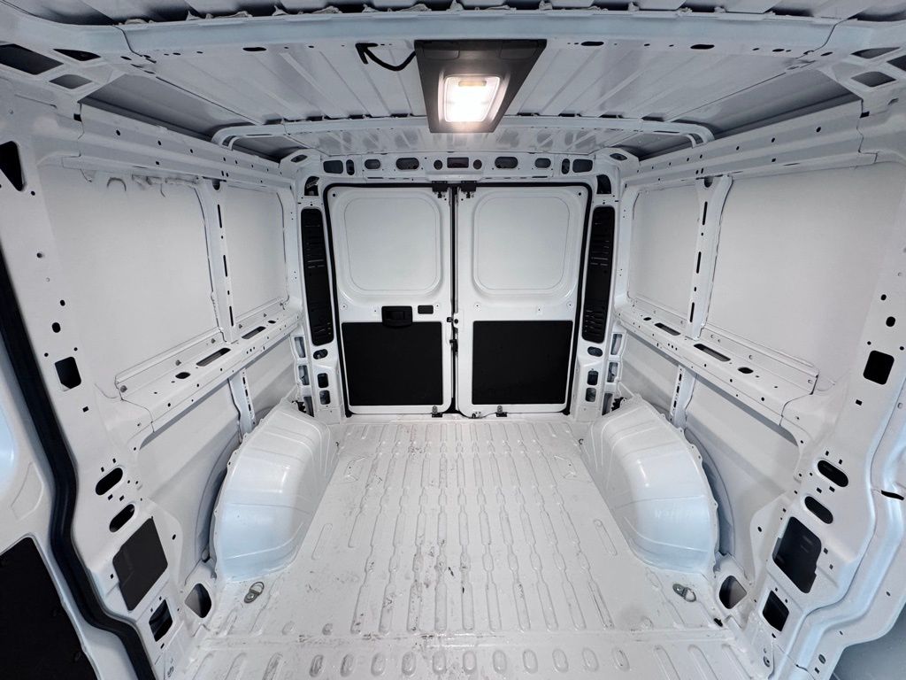 Used 2025 Ram ProMaster 2500 - photo 13