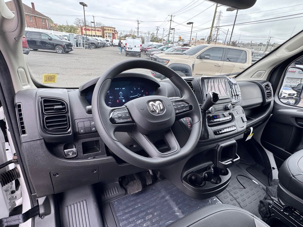 Used 2025 Ram ProMaster 2500 - photo 18
