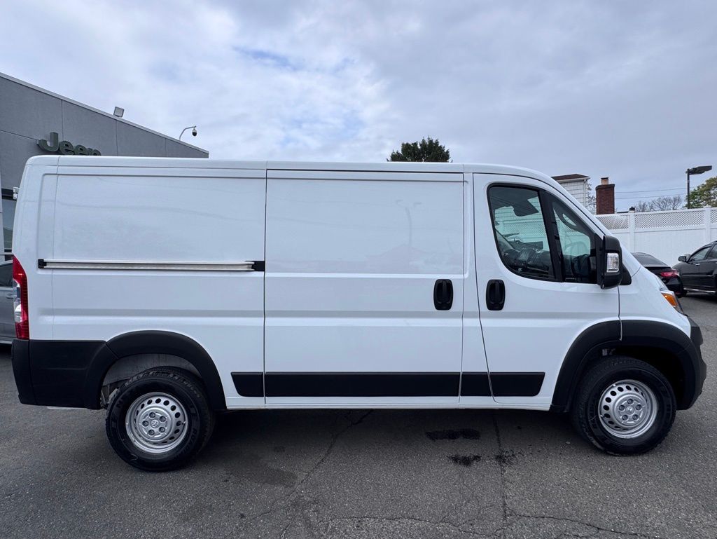 Used 2025 Ram ProMaster 2500 - photo 11