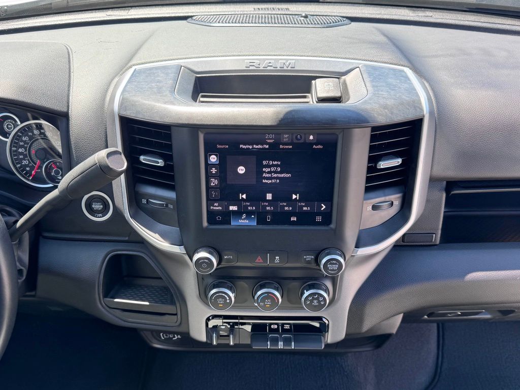 Used 2024 Ram 3500 - photo 12