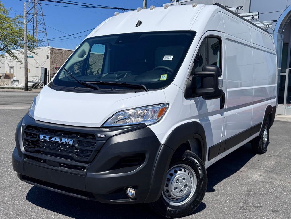 Used 2025 Ram ProMaster 2500 - photo 3