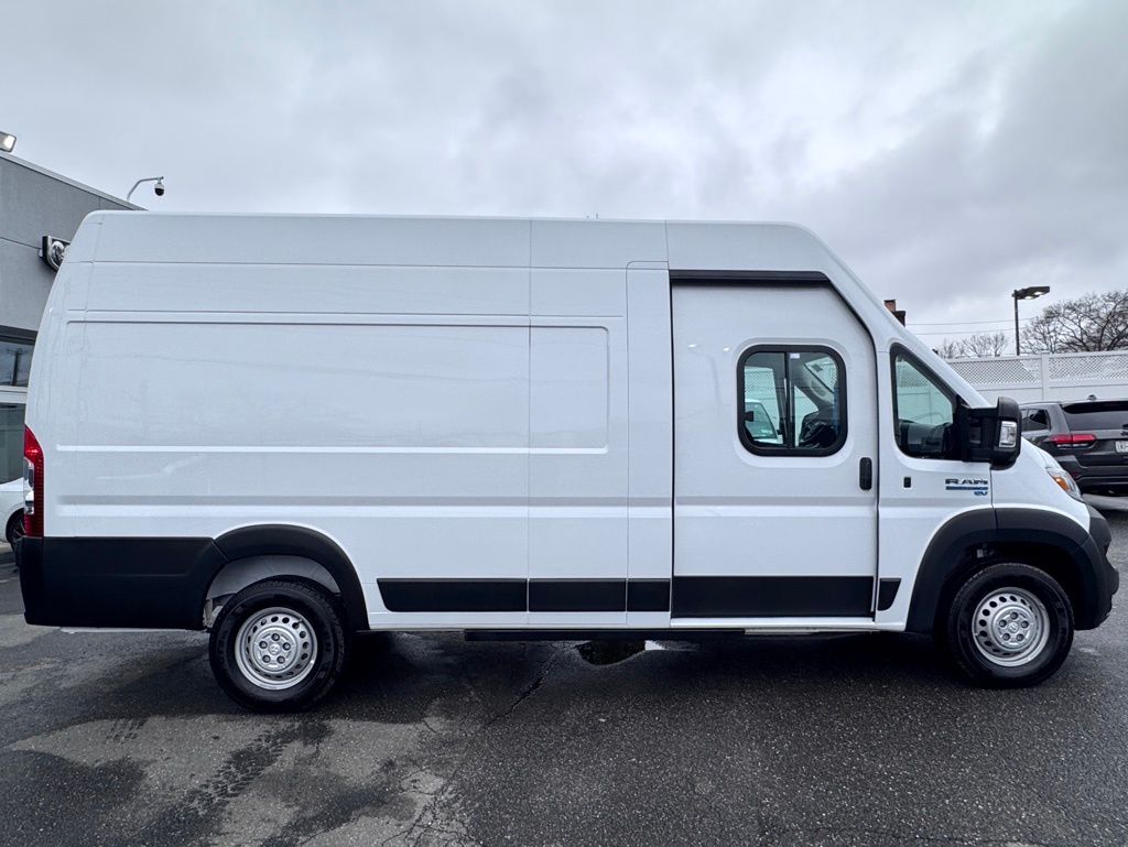 Used 2024 Ram ProMaster EV 3500 - photo 12