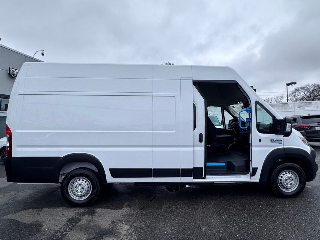 Used 2024 Ram ProMaster EV 3500 - photo 13