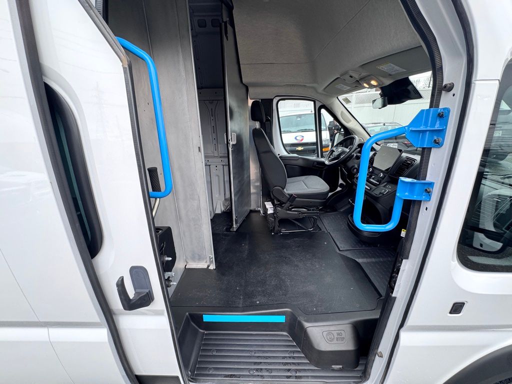 Used 2024 Ram ProMaster EV 3500 - photo 14