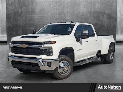 2025 Chevrolet Silverado 3500 Crew Cab 4x4 Pickup for sale #SF223593 - photo 1