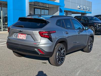 2025 Chevrolet Trax FWD SUV for sale #9722T - photo 2