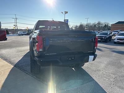 2025 Chevrolet Colorado Crew Cab 4x4, Pickup for sale #9796T - photo 2