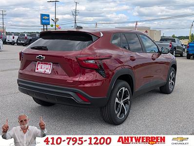 2025 Chevrolet Trax FWD SUV for sale #9901T - photo 2