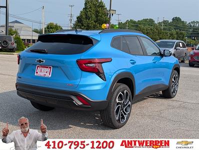 2025 Chevrolet Trax FWD SUV for sale #9910T - photo 2
