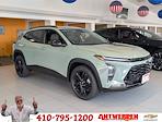 2025 Chevrolet Trax FWD SUV for sale #9911T - photo 3